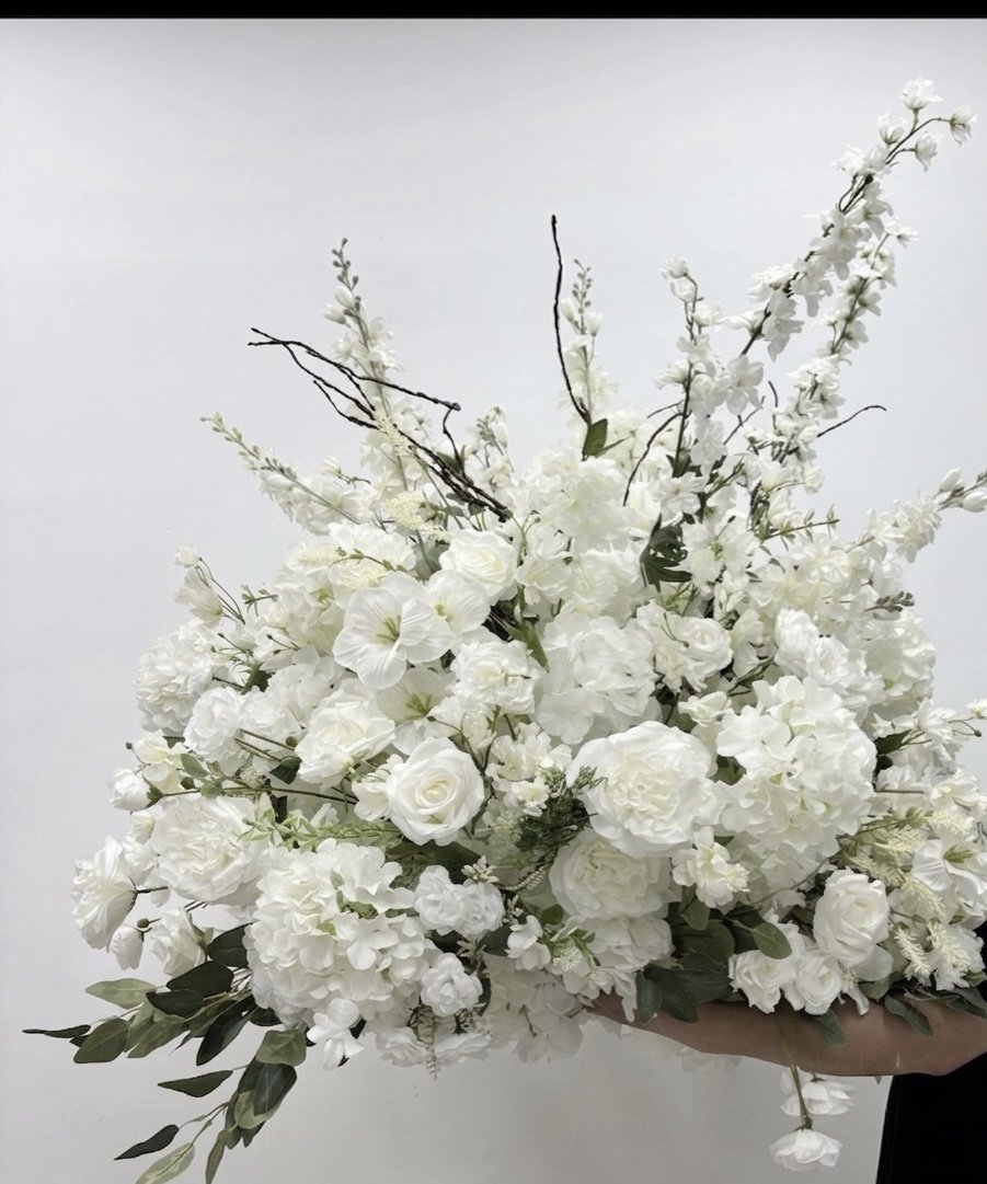 White Floral Centerpiece